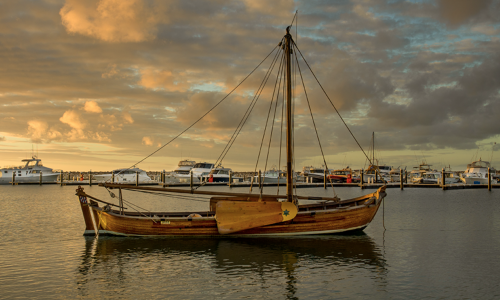 BATAVIA LONGBOAT